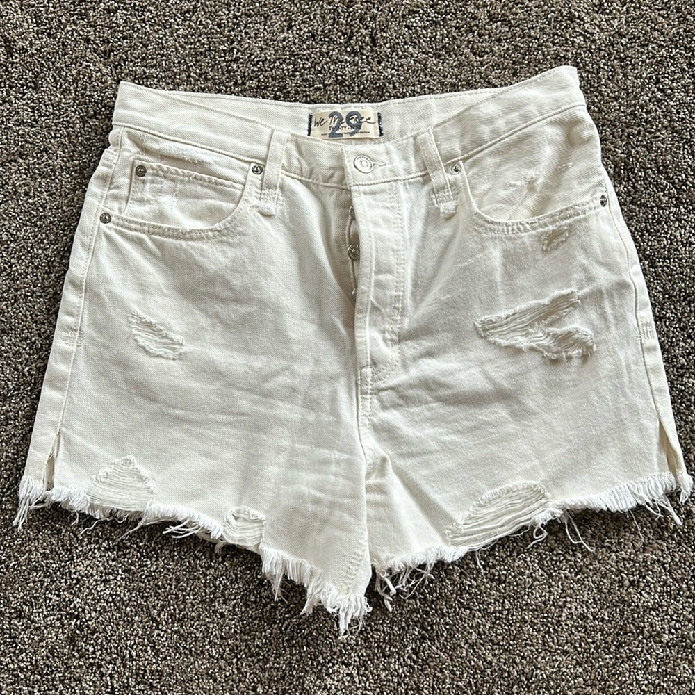 We the Free White Cutoff Jean Shorts Women’s Size 29